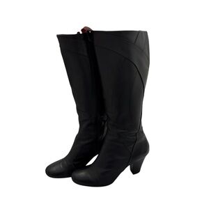 Clark’s black leather Women's Knee-High Boots 8.5